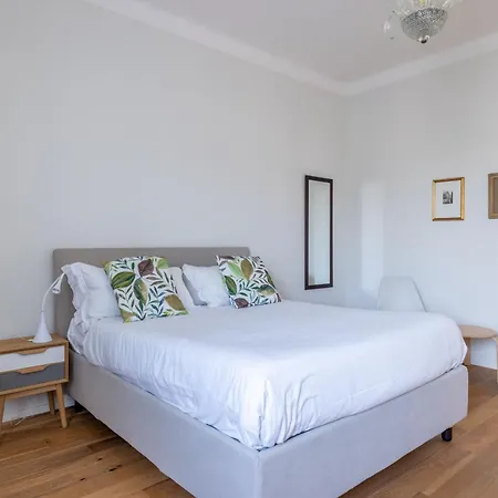 Floor With Rooftop Terrace Near St. Peter Rome